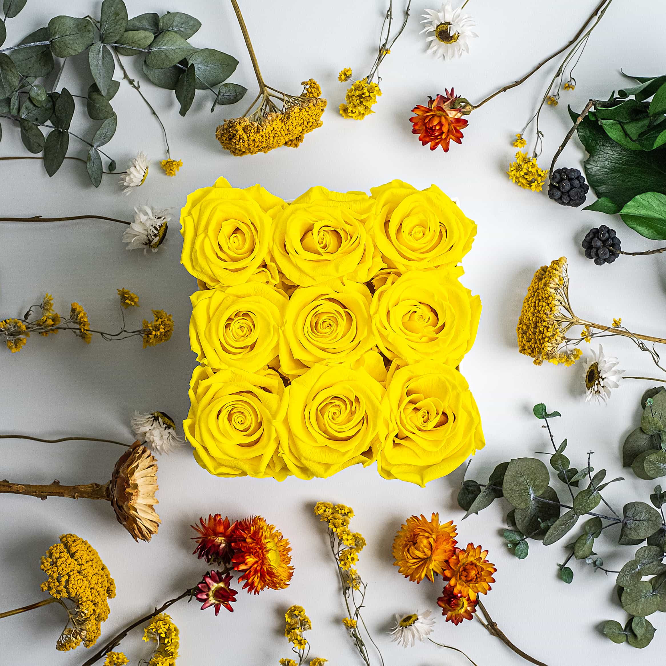 Vibrant yellow infinity roses, the perfect birthday flowers, nothing but symbolising joy and happiness