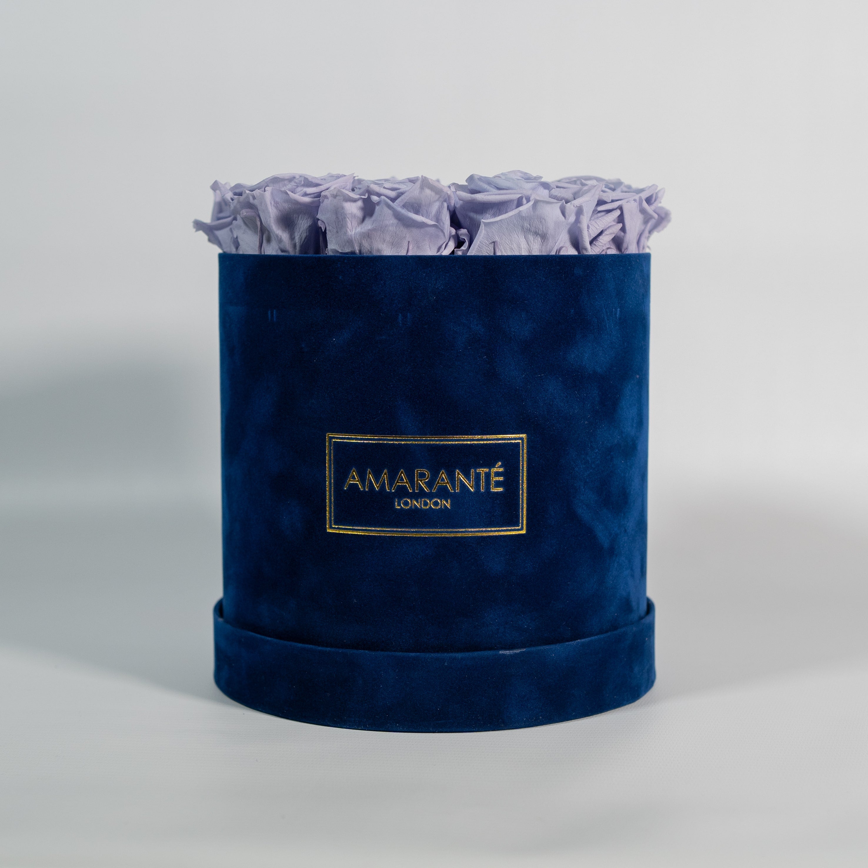 These aromatic Lavender Roses denote calmness and peace