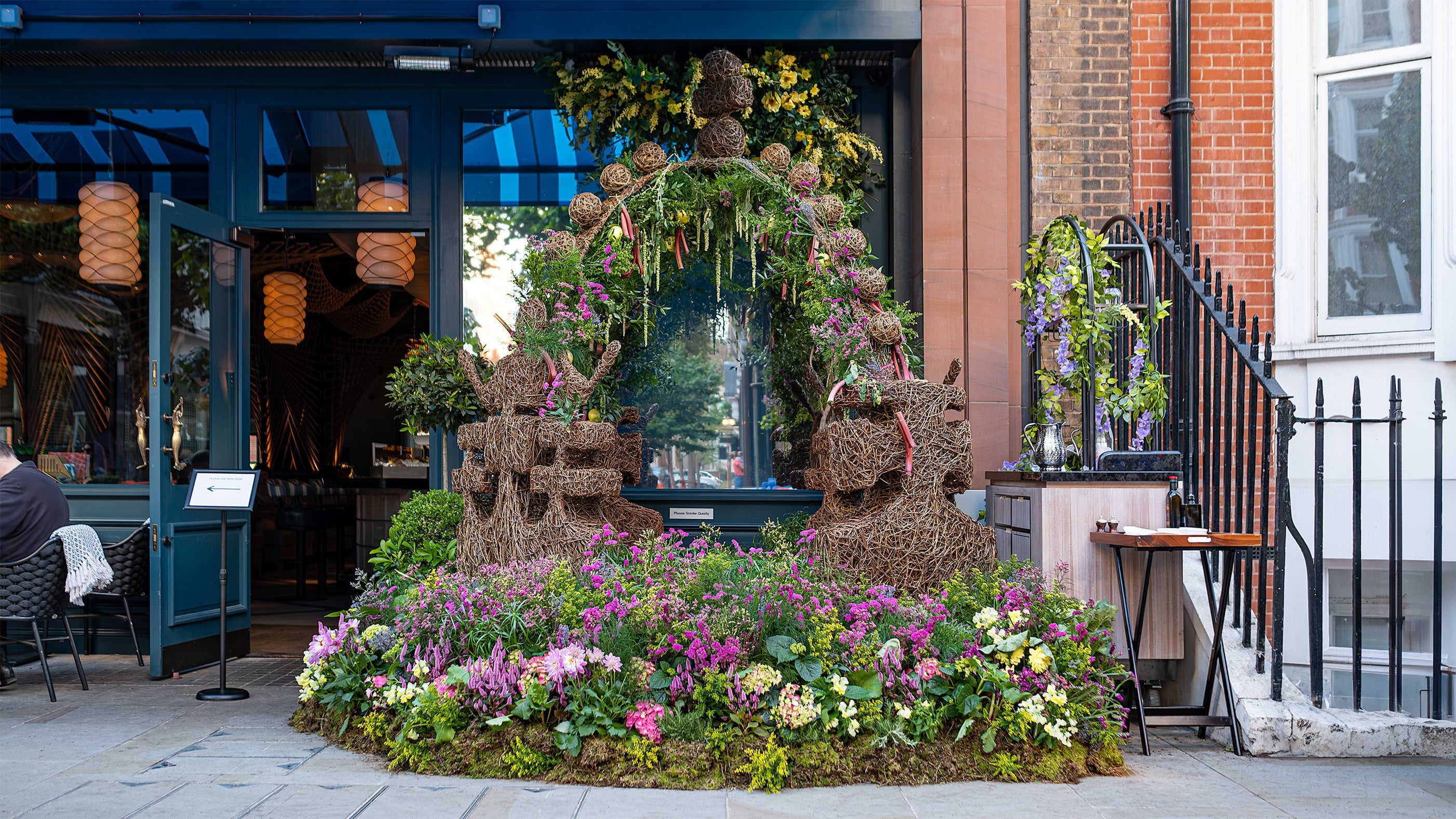 Flowers for Events at Chelsea in Bloom with Azzurra