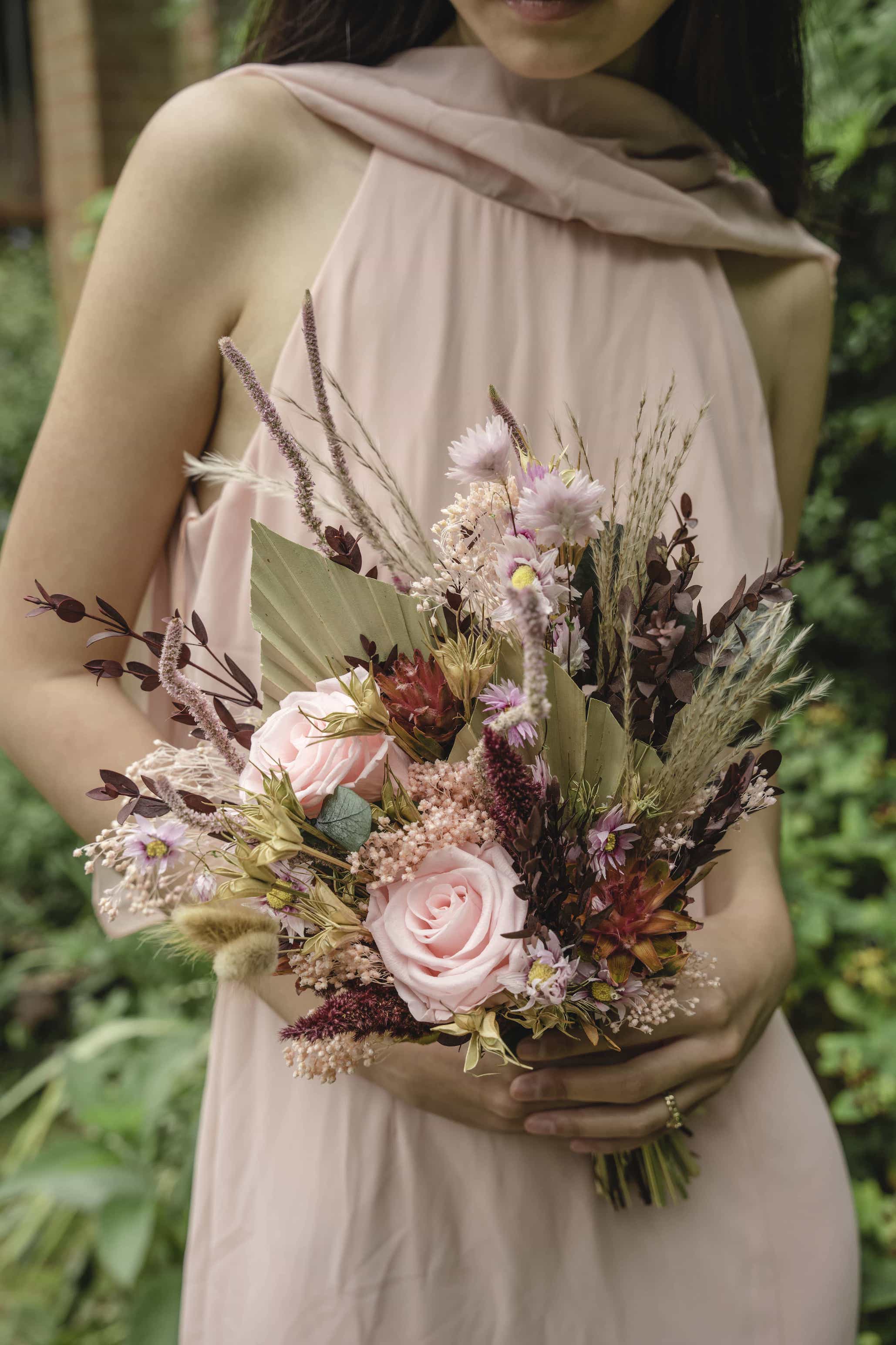 Vintage Wedding Flowers: Choose Now for Next Year