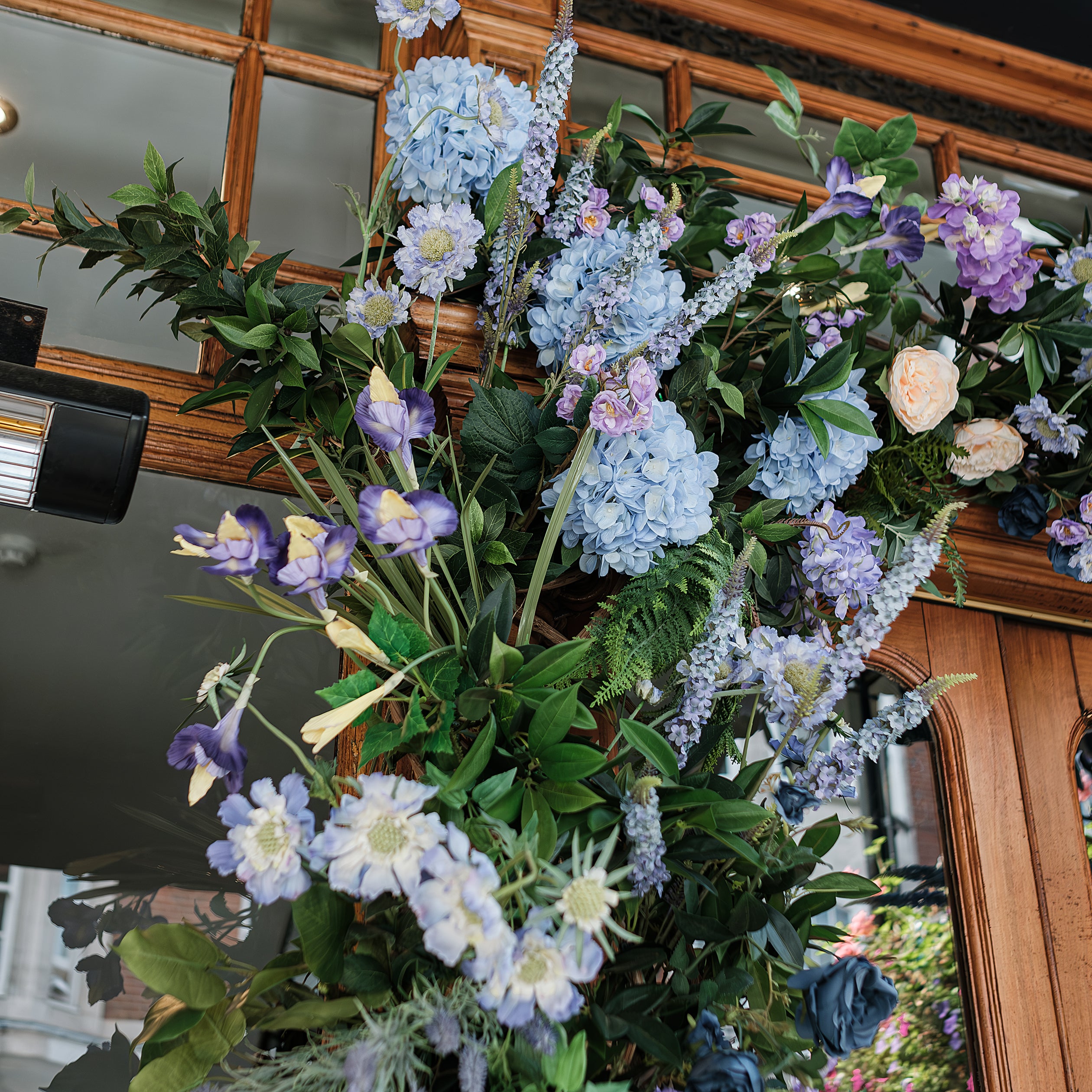 Cavendish-London-Flowers-by-Amarante-Event-Florist.jpg