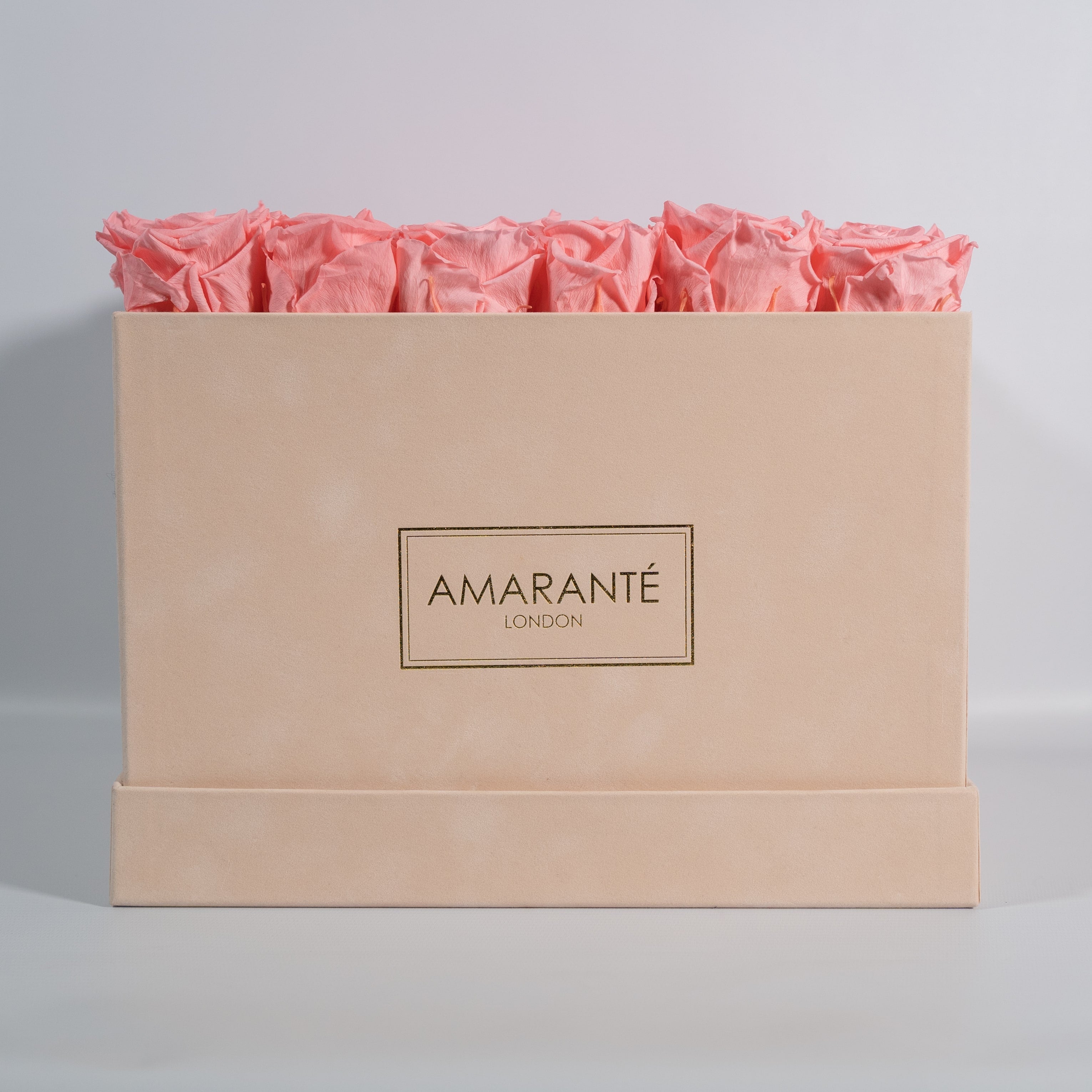 Delicate pink florals in an elegant beige extra large box, the perfect choice for a girlfriend. 